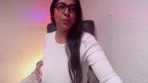 sara online show from 09.18.25