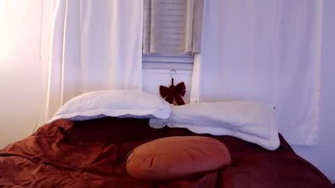 Natalie Six online show from 01.08.26