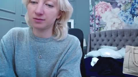 Snapshot of natalie_bitton chatting on 01.08.25 Natalie online show from 01.08.25