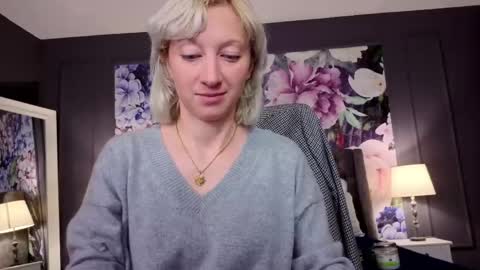 Snapshot of natalie_bitton chatting on 05.02.26 Natalie online show from 05.02.26