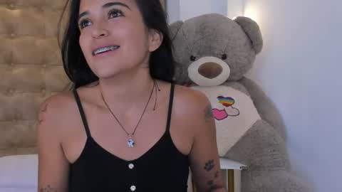Snapshot of natalie_garciia chatting on 07.14.26 online show from 07.14.26