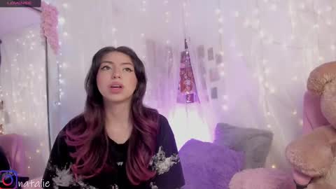 Snapshot of natalie_jaensen chatting on 10.12.25 online show from 10.12.25