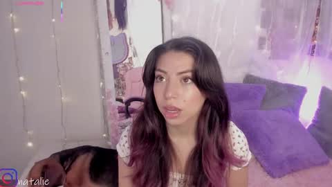 Snapshot of natalie_jaensen chatting on 10.18.25 online show from 10.18.25