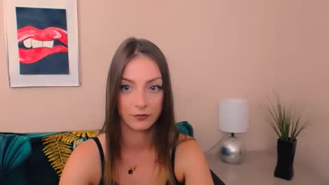 Snapshot of natalie_live chatting on 05.27.26 NatalieSexy online show from 05.27.26