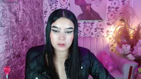 Snapshot of natalie_loffreda chatting on 02.13.26 natalie online show from 02.13.26