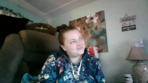 Snapshot of nataliedays chatting on 12.04.24 Natalie online show from 12.04.24