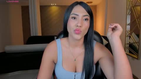 Snapshot of natalielewis_ chatting on 01.19.26 Natalie Lewis online show from 01.19.26