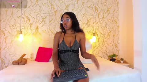 NATALIE online show from 01.13.25