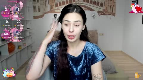 Snapshot of natalimillers chatting on 12.12.24 Natali online show from 12.12.24