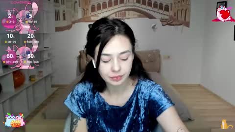 Snapshot of natalimillers chatting on 12.12.24 Natali online show from 12.12.24