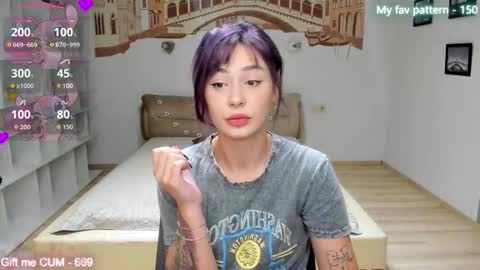 Snapshot of natalimillers chatting on 09.11.25 Natali online show from 09.11.25