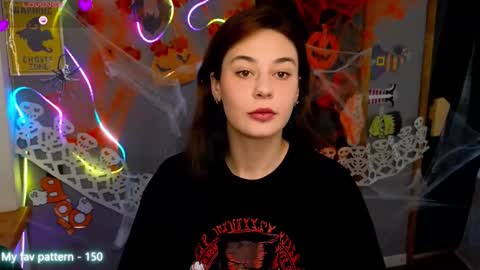 Snapshot of natalimillers chatting on 11.04.25 Natali online show from 11.04.25