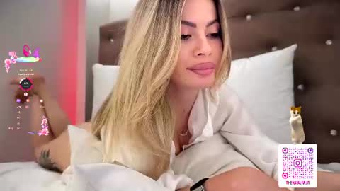 Snapshot of natalimurr chatting on 06.16.26 Natali online show from 06.16.26