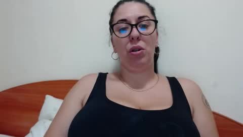 Snapshot of natally565656 chatting on 10.09.25 natally online show from 10.09.25