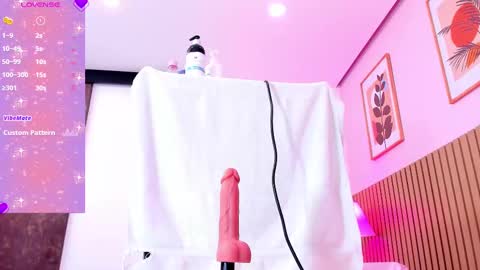 Nataly online show from 11.18.25