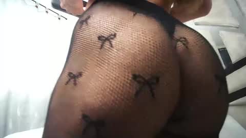 Natalye foster online show from 02.11.25