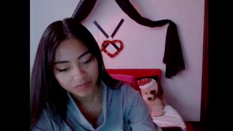 Nataly Escobar online show from 03.11.25