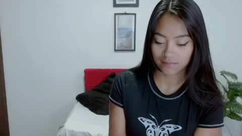 Nataly Escobar online show from 01.06.26