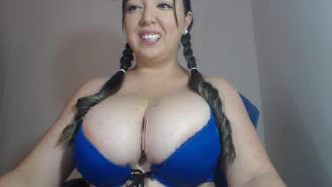 Snapshot of natasha9_ chatting on 09.22.25 NATTY online show from 09.22.25