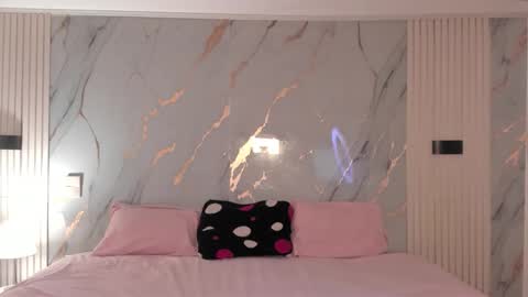 N A T A S H A online show from 11.09.25