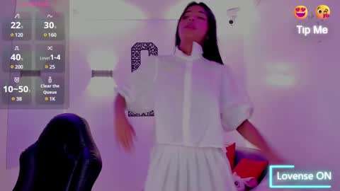 Snapshot of natasha_smith_ws chatting on 12.18.24 Natasha  online show from 12.18.24