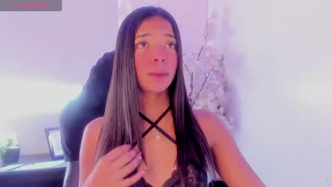 Snapshot of natasha_smith_ws chatting on 01.22.25 Natasha  online show from 01.22.25