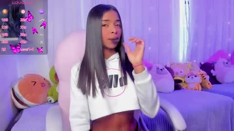 Snapshot of natasha_smith_ws chatting on 01.24.25 Natasha  online show from 01.24.25