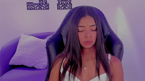 Snapshot of natasha_smith_ws chatting on 01.25.25 Natasha  online show from 01.25.25