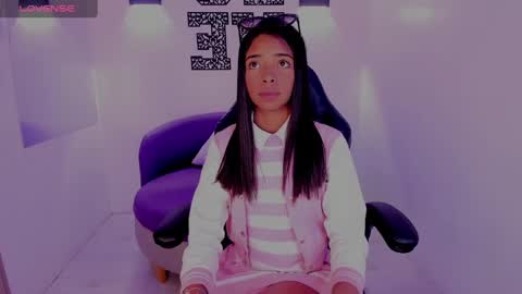 Snapshot of natasha_smith_ws chatting on 01.27.25 Natasha  online show from 01.27.25