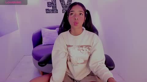 Snapshot of natasha_smith_ws chatting on 01.29.25 Natasha  online show from 01.29.25