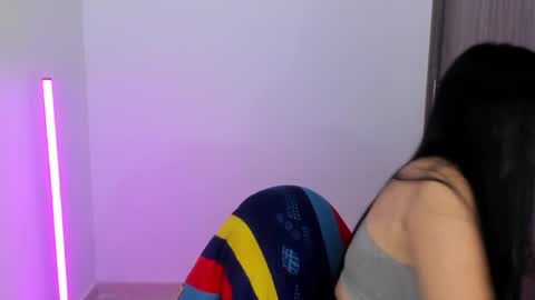 Natalia online show from 11.19.25