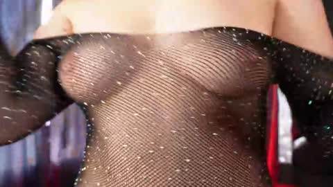 Natasha Vesper  online show from 11.08.25