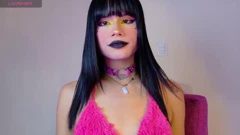 Natahsa  online show from 10.05.25