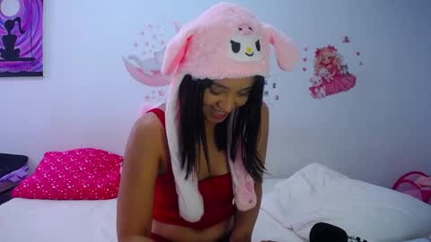 Snapshot of natashaaxx chatting on 10.19.25 Natalia online show from 10.19.25