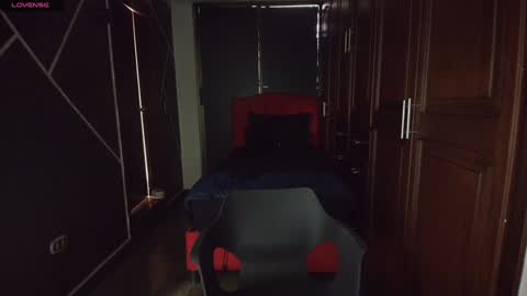 Natasha Mason online show from 01.12.25