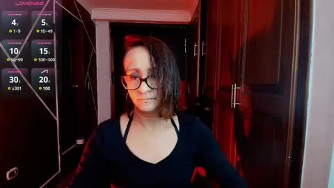 Snapshot of natashamason chatting on 02.18.25 Natasha Mason online show from 02.18.25