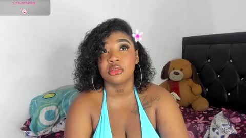 Snapshot of natassha_brown chatting on 01.06.25 Natassha online show from 01.06.25