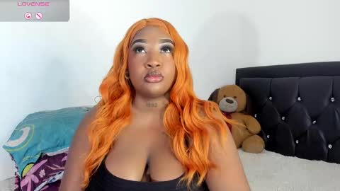 Snapshot of natassha_brown chatting on 01.18.25 Natassha online show from 01.18.25