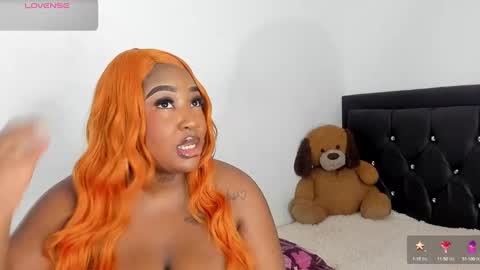 Snapshot of natassha_brown chatting on 01.28.25 Natassha online show from 01.28.25