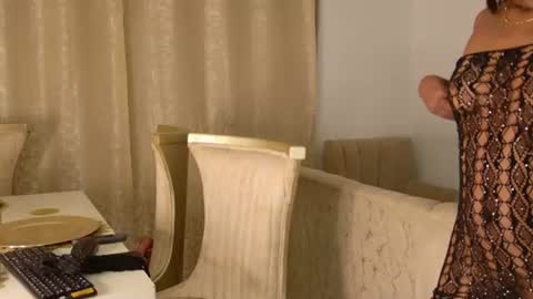 Snapshot of natazhaqueen chatting on 06.21.26 nathalia online show from 06.21.26