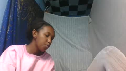 Snapshot of nathalia069 chatting on 06.17.26 nathalia069 online show from 06.17.26