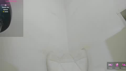 Snapshot of nathalia_isazax chatting on 05.04.26 Nathalia Isaza online show from 05.04.26