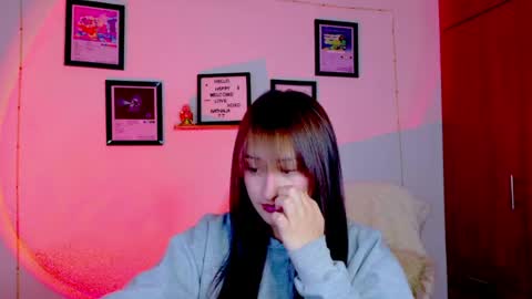 Nathalia Ramirez online show from 07.18.26
