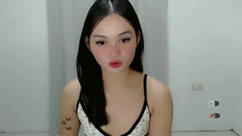 Snapshot of nathalia_starxxx chatting on 09.25.25 nathalia_starxxx online show from 09.25.25