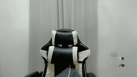 Snapshot of nathalia_starxxx chatting on 10.01.25 nathalia_starxxx online show from 10.01.25