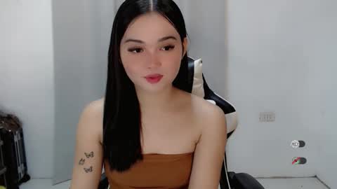 Snapshot of nathalia_starxxx chatting on 10.16.25 nathalia_starxxx online show from 10.16.25