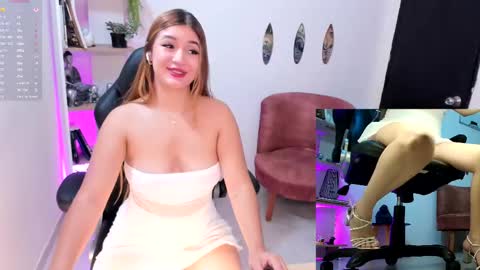 Snapshot of nathalie_29 chatting on 10.17.25 NATHALIE online show from 10.17.25