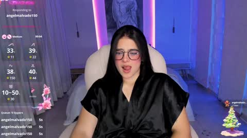 Snapshot of nathalie_rivers chatting on 12.12.24 NATHALIE online show from 12.12.24