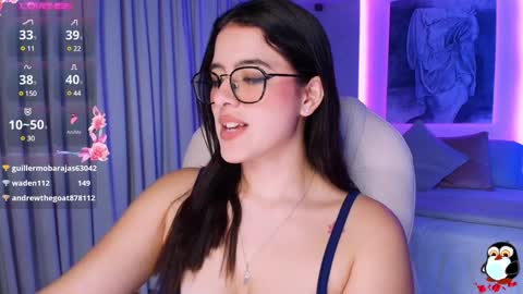 Snapshot of nathalie_rivers chatting on 02.08.25 NATHALIE online show from 02.08.25