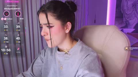 Snapshot of nathalie_rivers chatting on 03.12.25 NATHALIE online show from 03.12.25